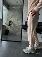 Мужские Свободные Базовые Бежевые Штаны на Резинке в Рубчик