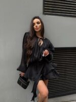 Женское Шелковое Черное Платье Мини с Объемным Верхом и Рукавами