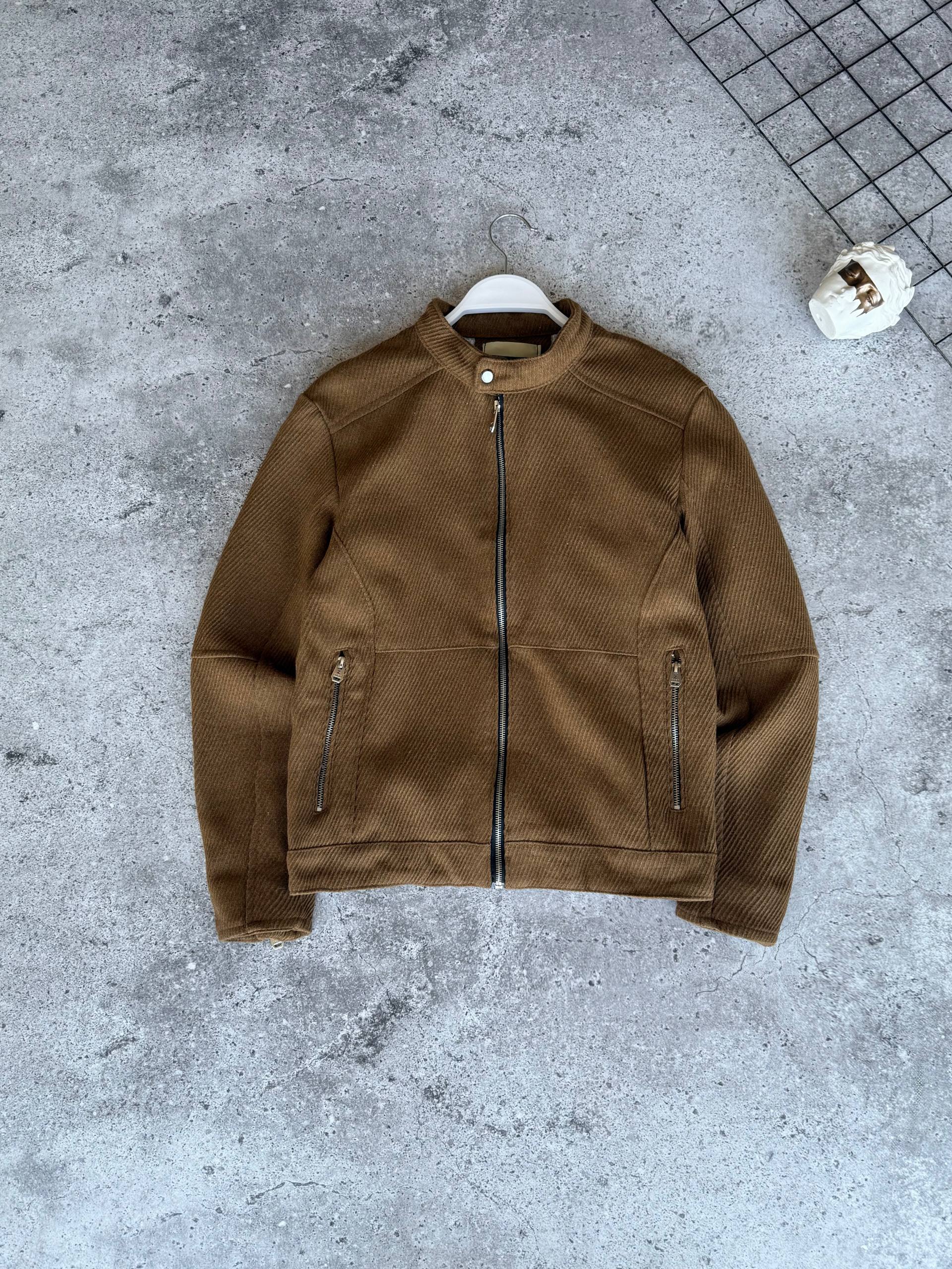 photo_2025-09-12_16-04-10 (2) Мужская Демисезонная Коричневая Куртка - Классическая на Молнии