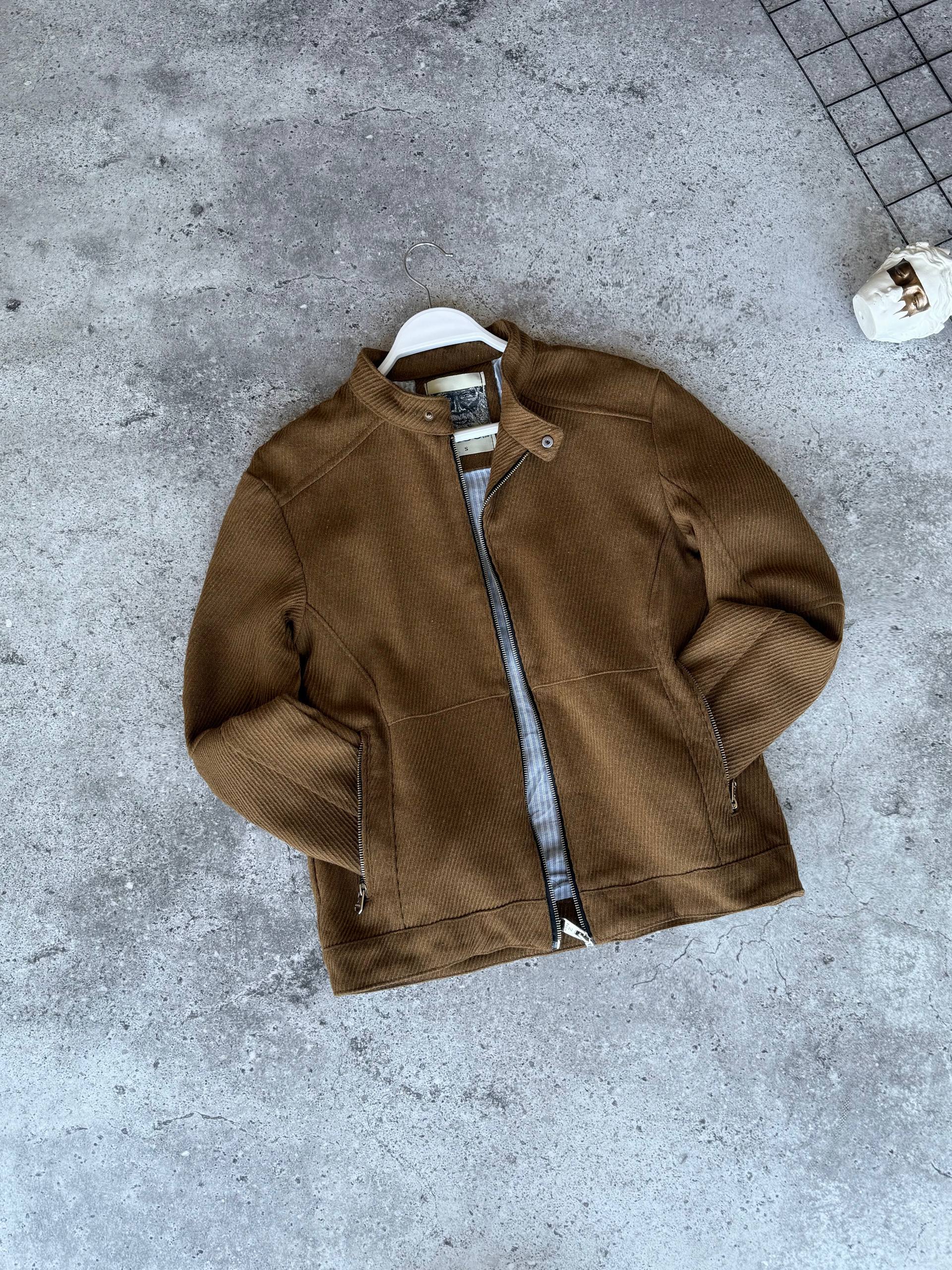 photo_2025-09-12_16-04-11 (2) Мужская Демисезонная Коричневая Куртка - Классическая на Молнии