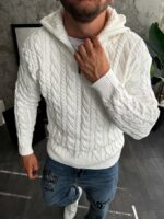 Мужской Теплый Белый Свитер Оверсайз с Высокой Горловиной на Замке и Рельефным Узором Косичка
