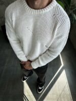 Мужской Теплый Вязаный Белый Свитер Оверсайз Рваный