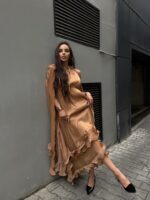 Женское Легкое Сатиновое Платье Мокко - Длинное с Рюшами и Рукавами-Крыльями