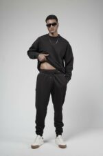 Мужские Черные Спортивные Штаны Джоггеры Трехнитка - Базовые Свободные на Резинках Внизу