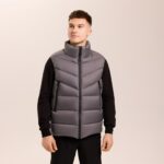 Мужская Темно-Серая Жилетка Безрукавка - Стеганая Дутая на Молнии с Высокой Горловиной