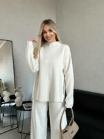 Женский Трикотажный Базовый Молочный Костюм Свободного Кроя - Комплект Свитер Штаны