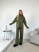 Женский Трикотажный Базовый Костюм Хаки Свободного Кроя - Комплект Свитер Штаны