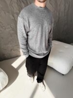 Мужской Вязаный Темно-Серый Свитер - Свободный с Круглым Вырезом