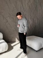 Мужской Вязаный Темно-Серый Свитер - Свободный с Круглым Вырезом