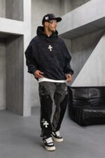 Мужское Черное Вареное Худи Оверсаз с Принтом Крестом на Спине