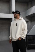 Мужское Черное Вареное Худи Оверсаз с Принтом Крестом на Спине