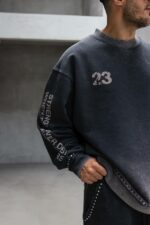 Мужской Графитовый Вареный Свитшот Оверсайз с Принтом на Спине и Рукавах