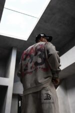 Мужской Серый Вареный Свитшот Оверсайз с Принтом на Спине и Рукавах