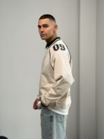 Мужской Кремовый Свитшот Реглан Оверсайз с Белым Воротником и Принтом Номером на Спине