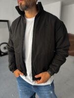 Мужская Демисезонная Черная Куртка под Горло на Подкладке