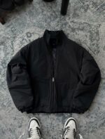 Мужская Демисезонная Черная Куртка под Горло на Подкладке