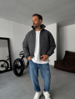 Мужская Демисезонная Темно-Серая Куртка под Горло на Подкладке