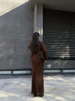Женский Теплый Коричневый Костюм Двойка Букле - Кофта на Пуговицах + Юбка Макси