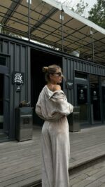 Женский Бежевый Костюм Велюр с Кантом - Зип Кофта + Широкие Штаны