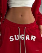 Женский Красный Спортивный Костюм с Надписью "Sugar Mommy" - Укороченная Зипка + Широкие Штаны