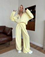 Женский Желтый Спортивный Костюм Оверсайз на Молнии - Зип Кофта + Широкие Штаны