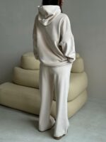 Женский Теплый Зимний Бежевый Костюм Свободного Кроя - Кофта с Капюшоном + Штаны
