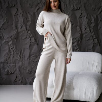 Женский Трикотажный Бежевый Костюм Оверсайз - Объемный Свитер + Широкие Штаны