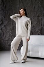 Женский Трикотажный Бежевый Костюм Оверсайз - Объемный Свитер + Широкие Штаны