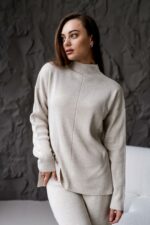 Женский Трикотажный Бежевый Костюм Оверсайз - Объемный Свитер + Широкие Штаны