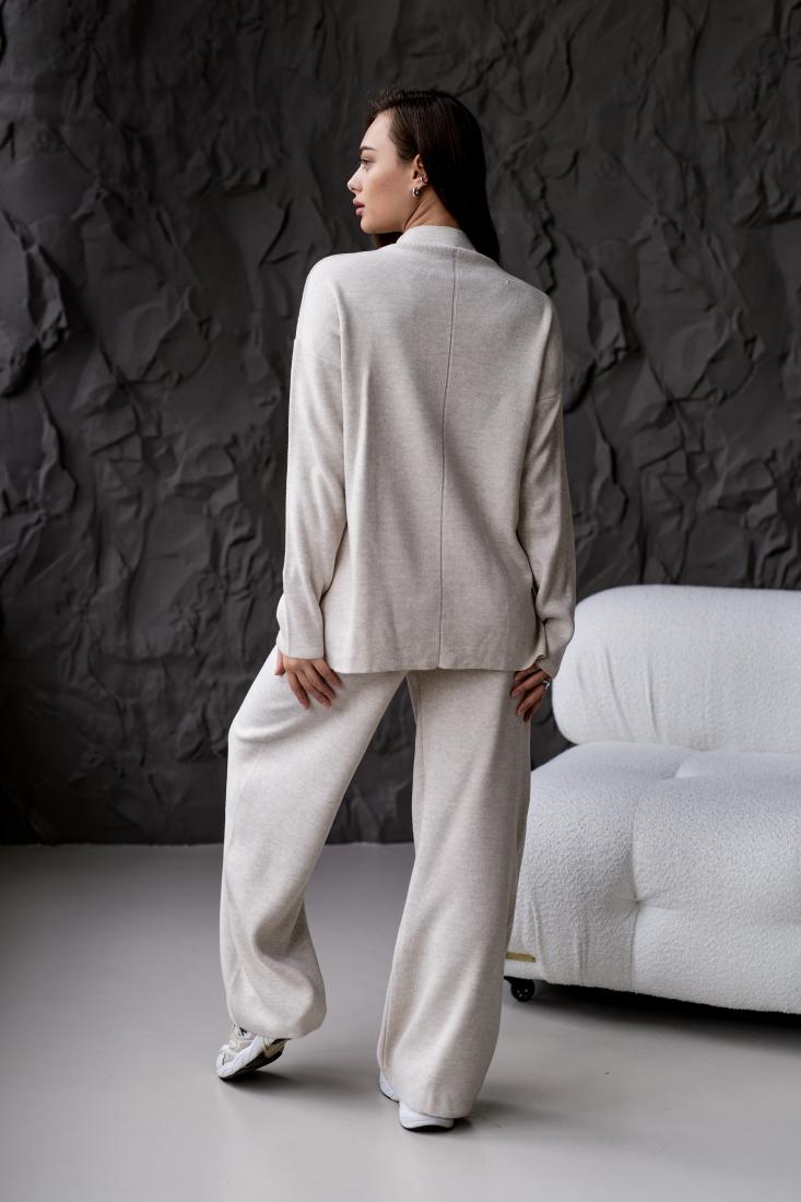 photo_2025-10-25_12-35-43 Женский Трикотажный Бежевый Костюм Оверсайз - Объемный Свитер + Широкие Штаны