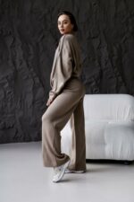 Женский Трикотажный Коричневый Костюм Оверсайз - Объемный Свитер + Широкие Штаны