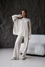 Женский Трикотажный Молочный Костюм Оверсайз - Объемный Свитер + Широкие Штаны