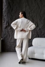 Женский Трикотажный Молочный Костюм Оверсайз - Объемный Свитер + Широкие Штаны