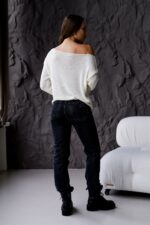 Женский Свободный Легкий Молочный Свитер на Одно Плечо