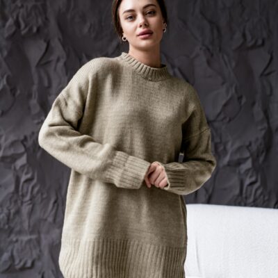 Женский Бежевый Объемный Молочный Свитер Свободного Кроя
