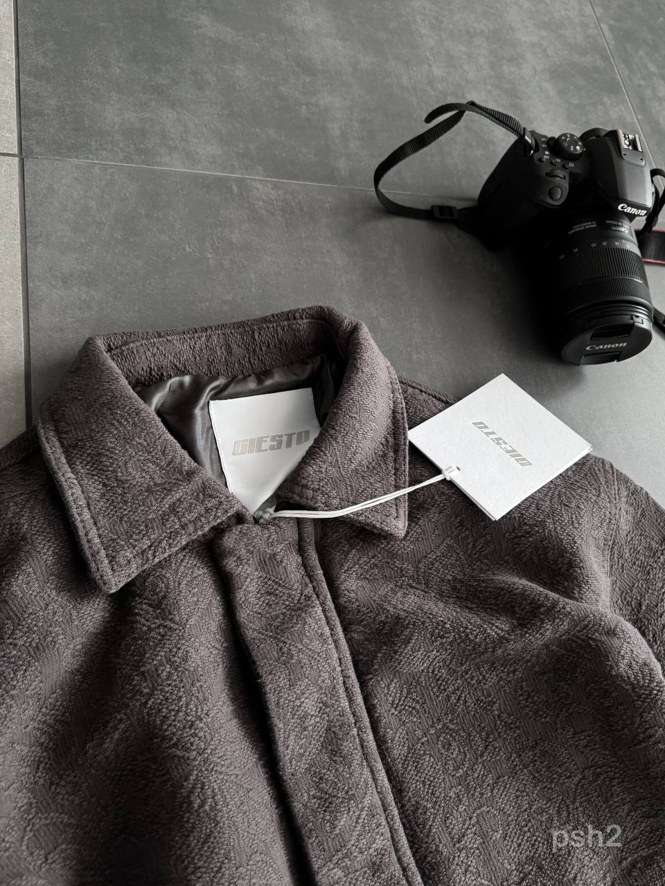 photo_2025-10-26_20-19-18 Мужской Графитовый Бомбер Свободного Кроя на Молнии - Текстурированный на Подкладке