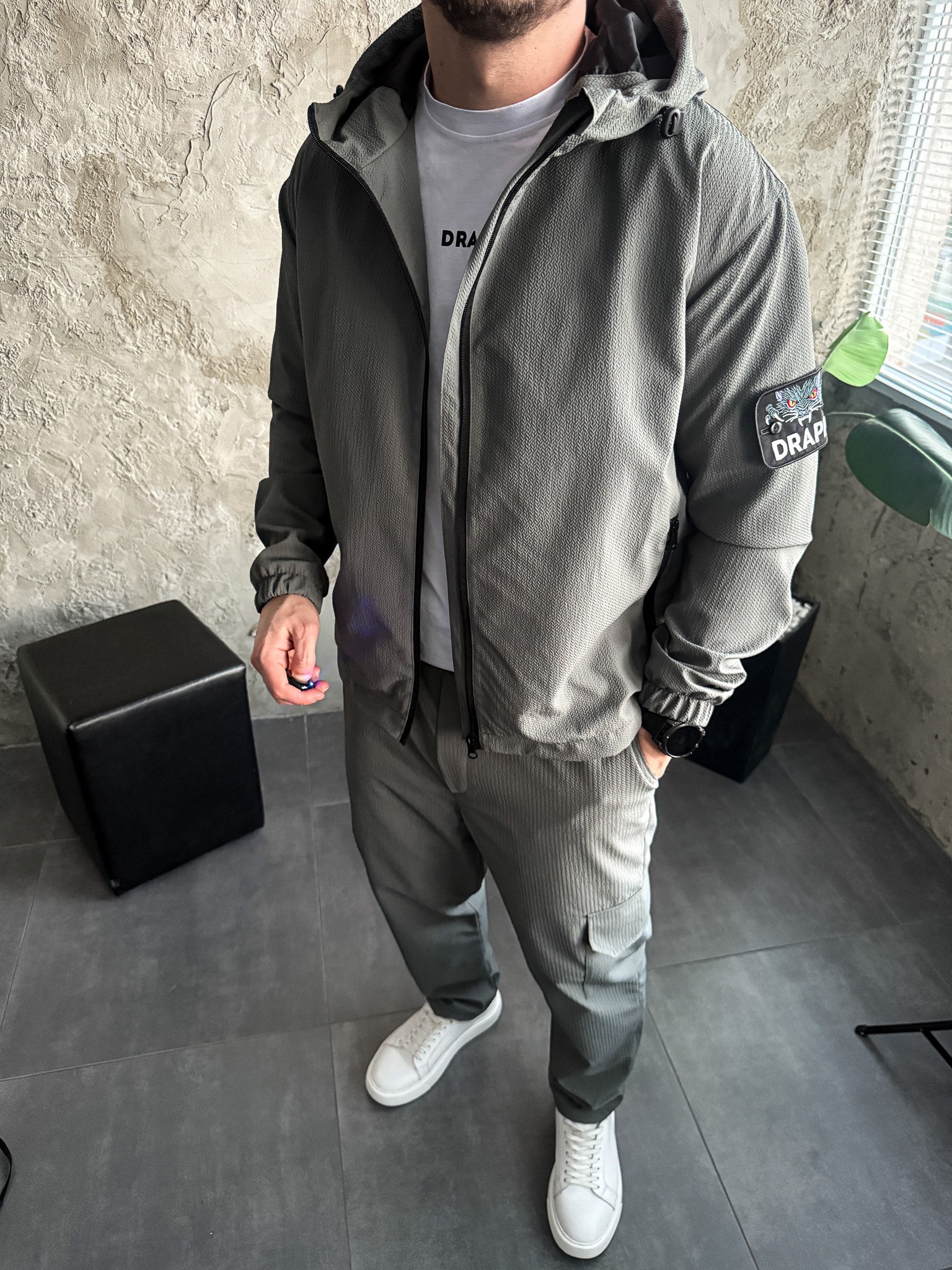 photo_2025-10-26_20-57-03 Мужской Серый Костюм Плащевка Свободного Кроя - Ветровка + Штаны Карго