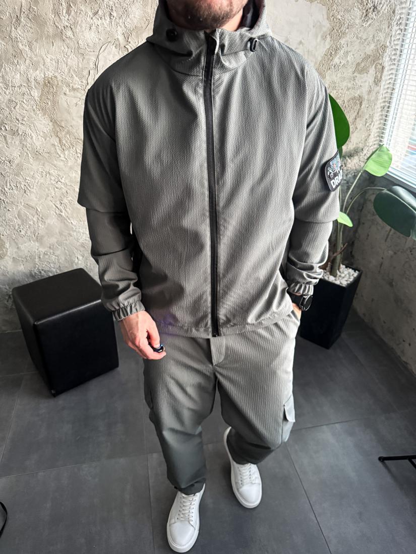 photo_2025-10-26_20-57-07 Мужской Серый Костюм Плащевка Свободного Кроя - Ветровка + Штаны Карго