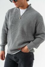 Мужской Серый Свитер Джемпер Свободного Кроя с Зип Воротником