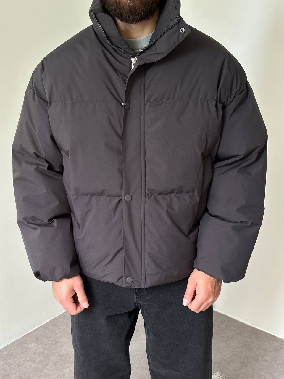 photo_2025-10-27_21-49-30 (2) Мужская Зимняя Графитовая Куртка Пуфер - Стеганая Оверсайз с Высокой Горловиной