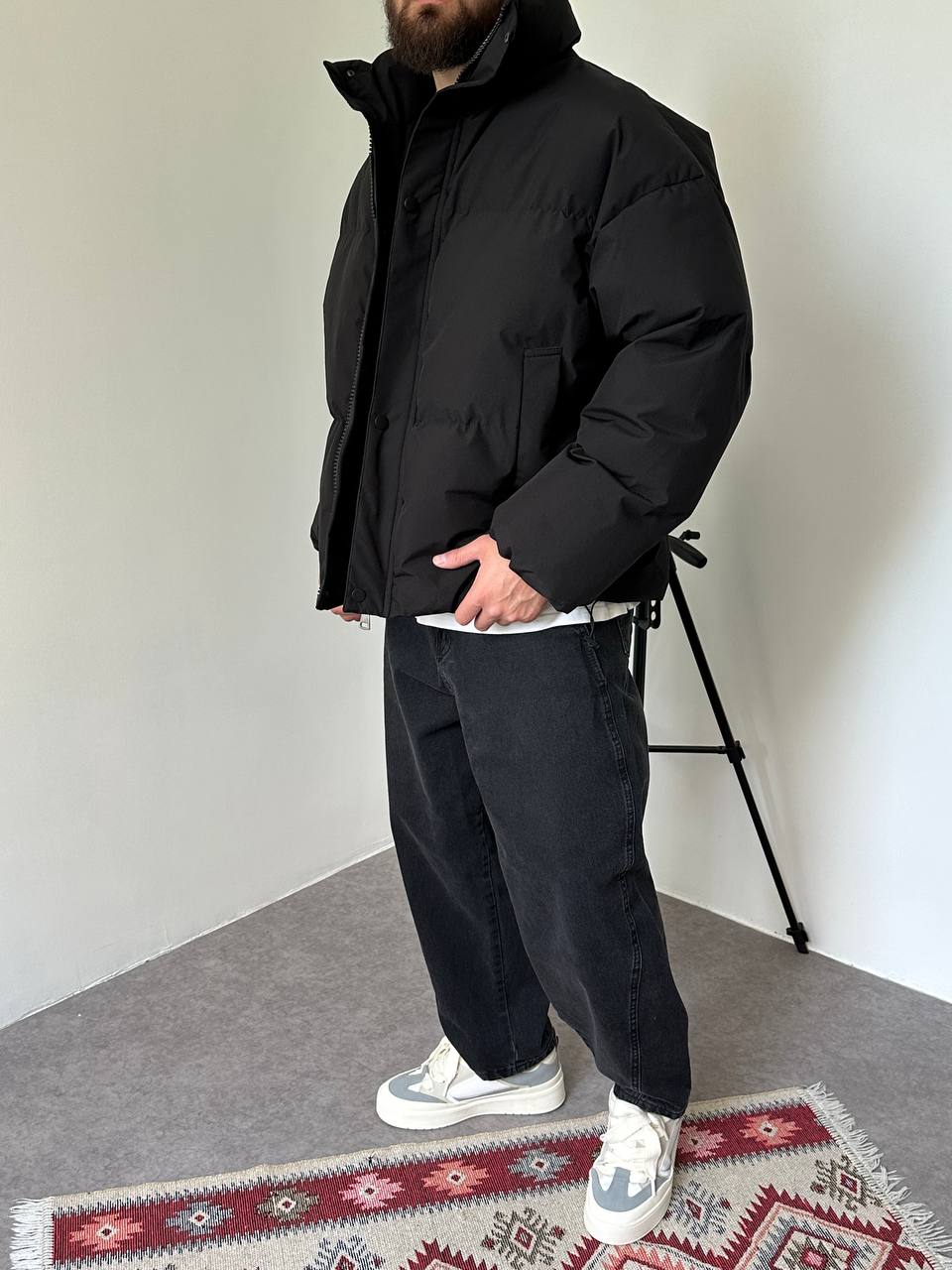 photo_2025-10-27_21-49-30 Мужская Зимняя Черная Куртка Пуфер - Стеганая Оверсайз с Высокой Горловиной