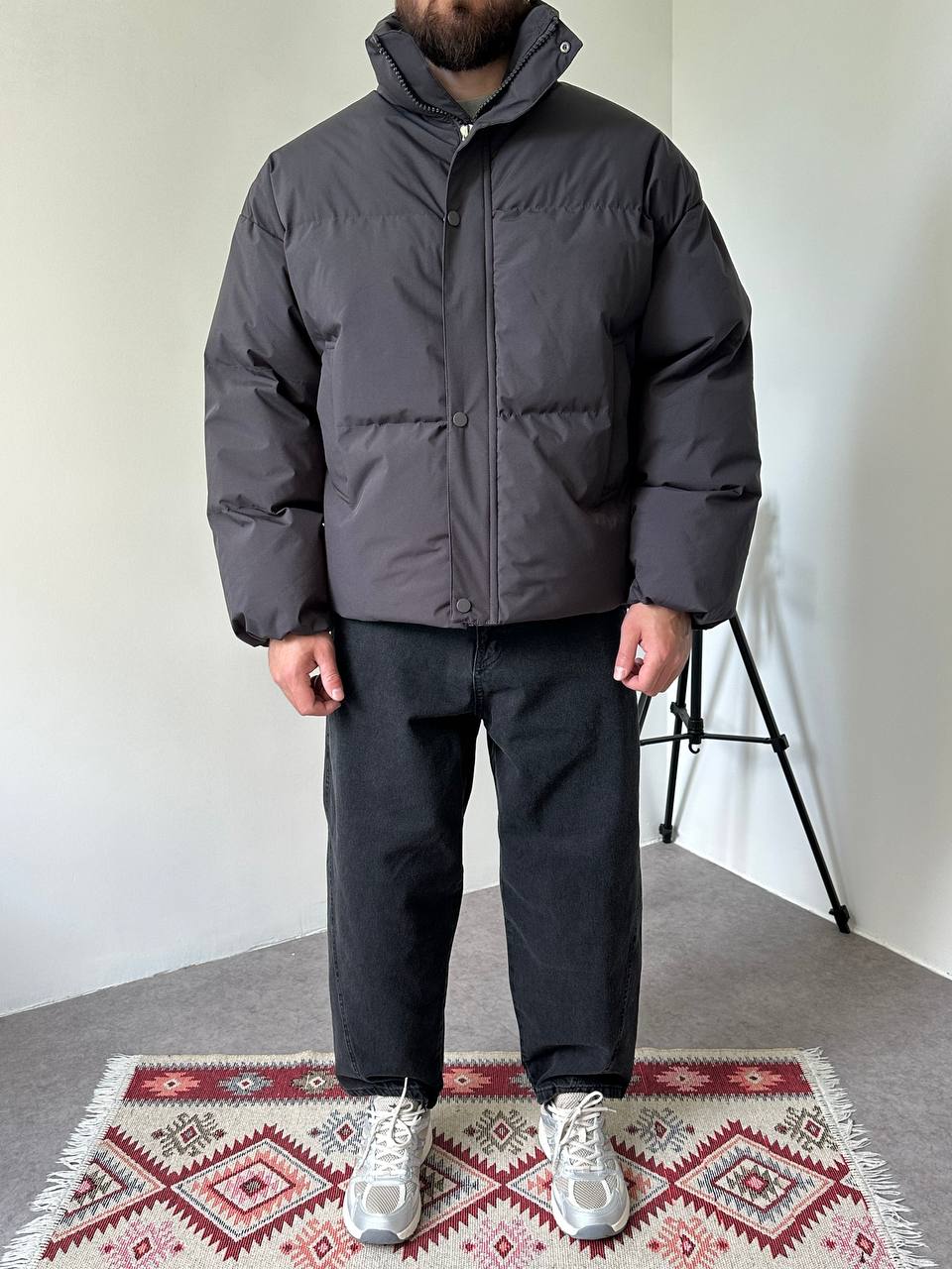 photo_2025-10-27_21-49-32 (3) Мужская Зимняя Графитовая Куртка Пуфер - Стеганая Оверсайз с Высокой Горловиной