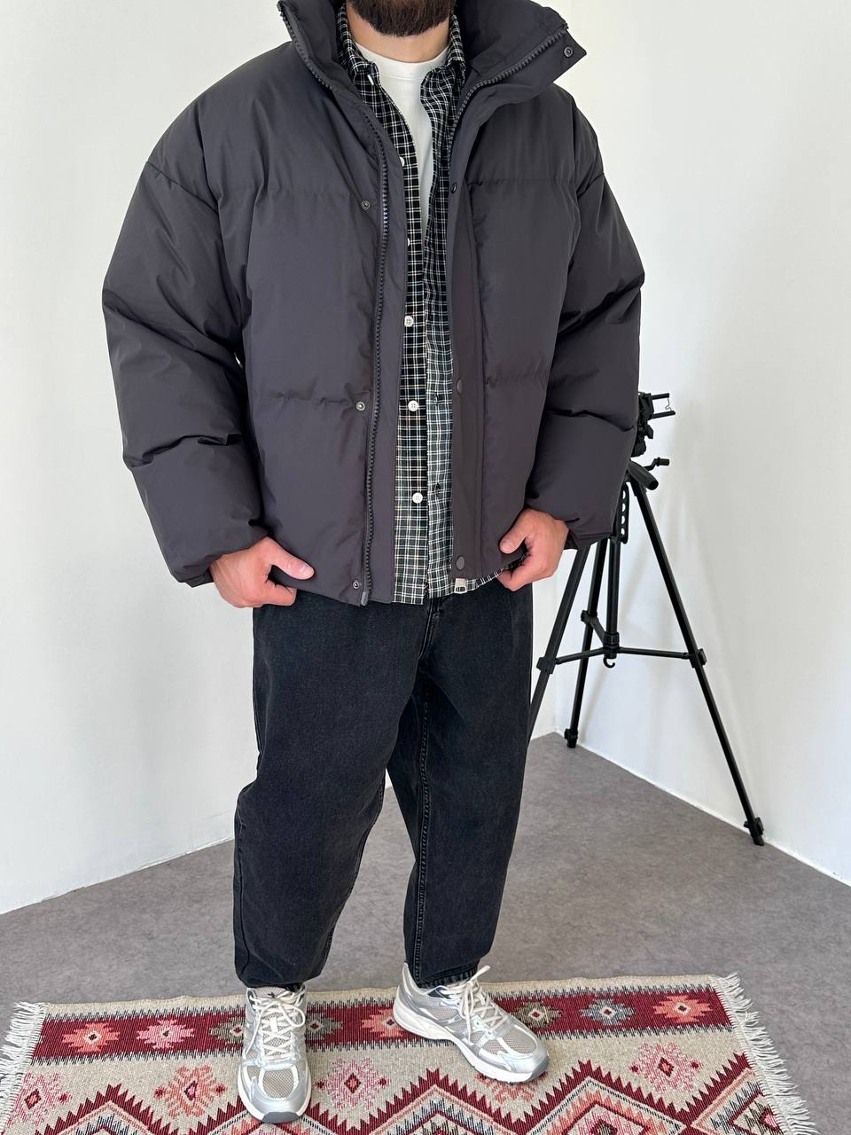 photo_2025-10-27_21-49-34 Мужская Зимняя Графитовая Куртка Пуфер - Стеганая Оверсайз с Высокой Горловиной