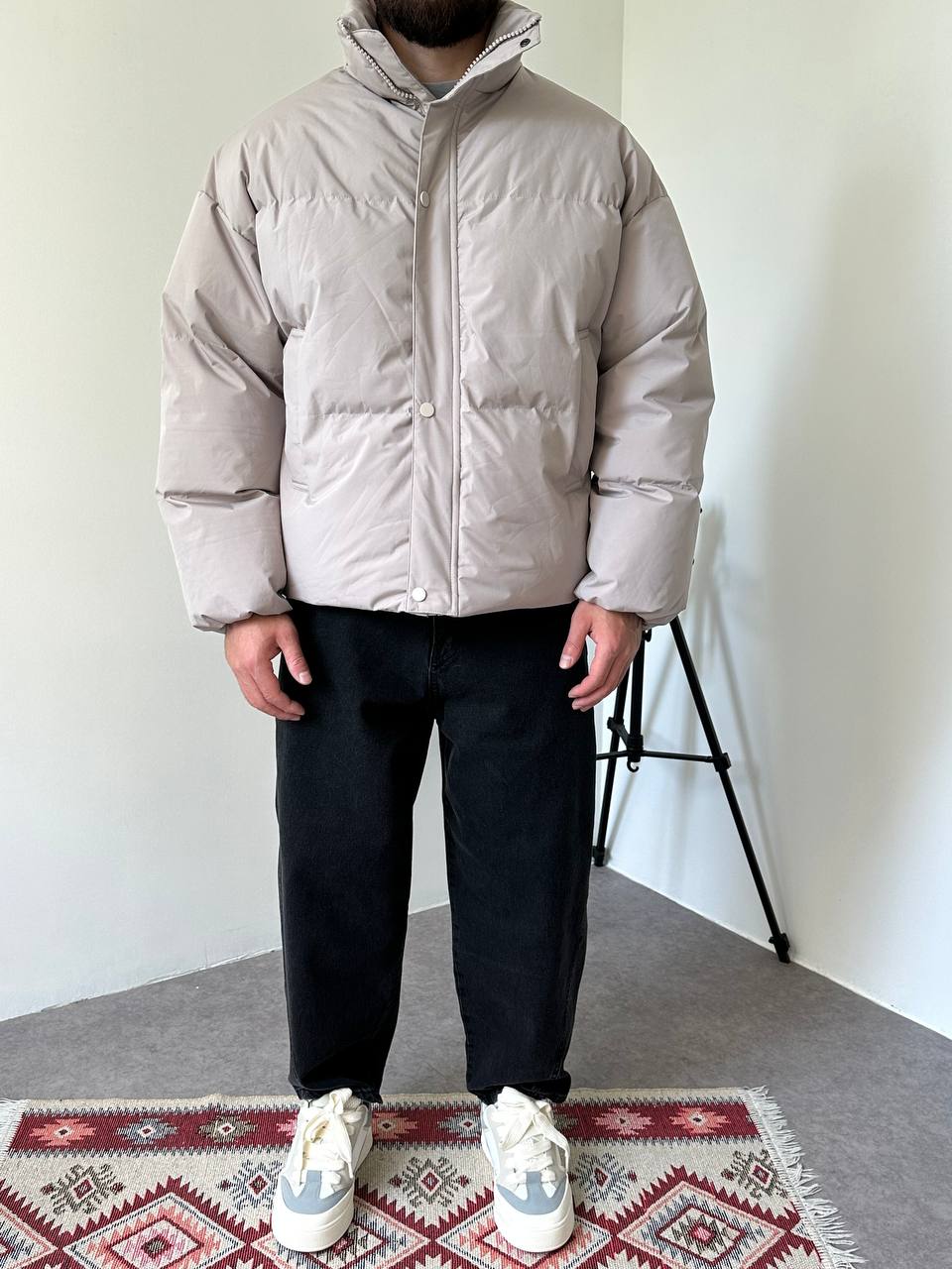 photo_2025-10-27_21-49-38 Мужская Зимняя Серая Куртка Пуфер - Стеганая Оверсайз с Высокой Горловиной