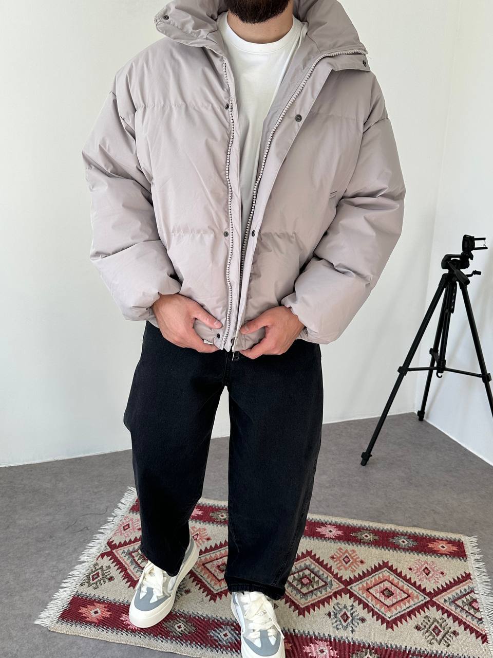 photo_2025-10-27_21-49-39 (2) Мужская Зимняя Серая Куртка Пуфер - Стеганая Оверсайз с Высокой Горловиной