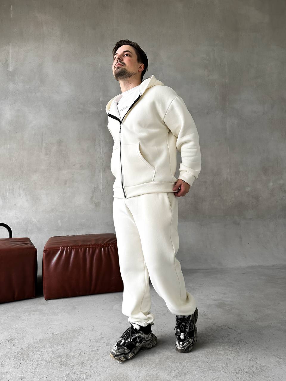 photo_2025-10-28_18-56-41 (2) Мужской Базовый Теплый Молочный Спортивный Костюм с Начесом на Молнии (Зипка + Штаны)