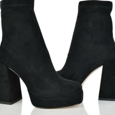 Женские Демисезонные Замшевые Черные Сапоги Ботильоны с Масивным Каблуком