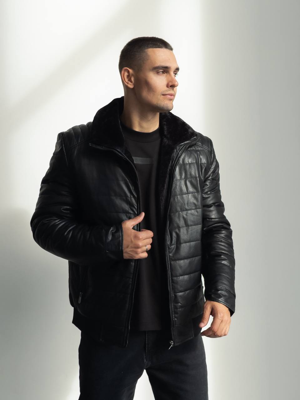 photo_2025-10-31_17-02-44 Мужская Теплая Черная Дубленкам на Молнии - Стеганая Кожаная Куртка на Меху