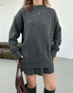Женский Графитовый Костюм Двойка - Свитер Оверсайз + Юбка Клеш Мини