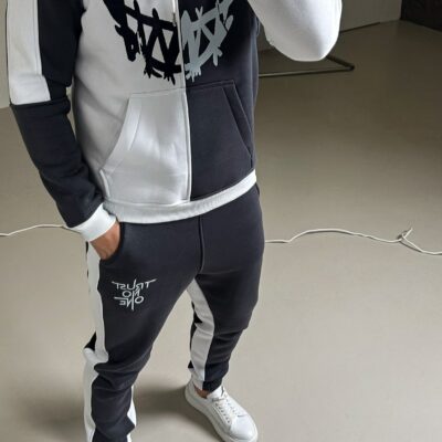 Мужской Утепленный Графитово-Белый Костюм с Принтом- Худи Джоггеры на Флисе